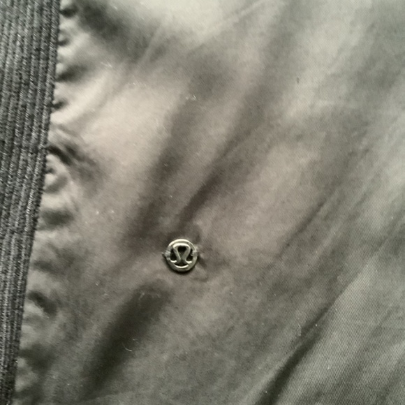 Lululemon Still At Ease Wrap - Picture 7 of 7